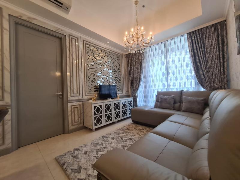 Recommend Sale! 2BR Taman Anggrek Condominium Furnished Bagus Homey Mewah View Kota.
