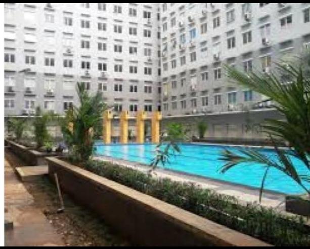 Disewakan Bulanan Apartemen City Park Taman Palem Cengkareng Tipe 2 Kamar Semi Furnished