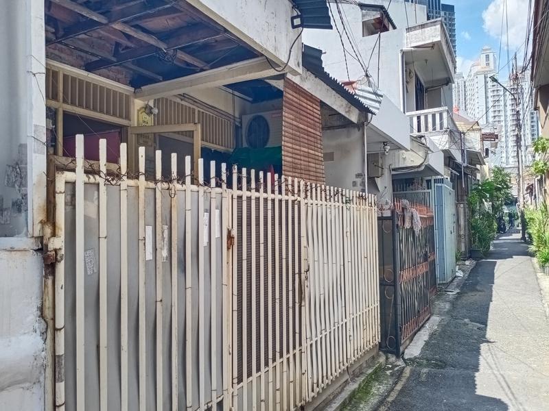 Jual Rumah Bebas Banjir Dekat Pasar Kopro di Tanjung Duren, Jakbar (GA20295-CS)
