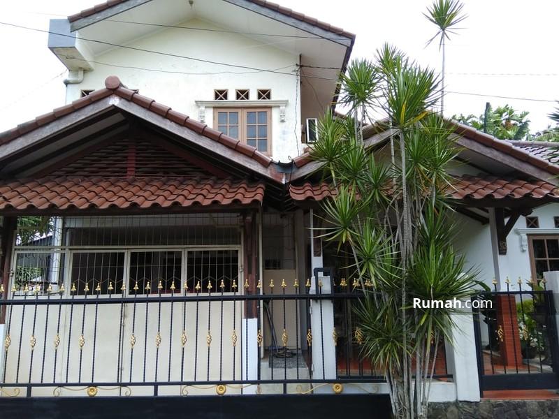 Jual Rumah Asri Bebas Banjir Lokasi Strategis di Perumahan Kemang Kedaung Pamulang - 3+1 Kamar Tidur