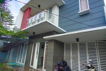 Dijual Rumah 2 Lantai Bagus di Jagakarsa Jakarta Selatan - 4 Kamar Tidur