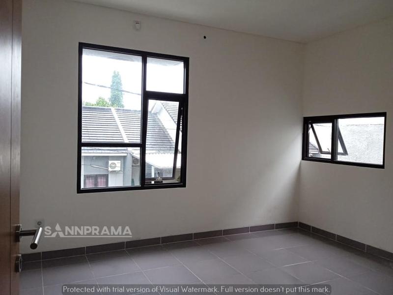 Dijual Rumah Scandinavian 2 Lantai Dalam Townhouse - Dekat RS Jatisampurna Bekasi