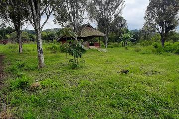 Dijual Tanah Darat Kawasan Ciumbuleuit Bandung - Luas 3360 m2, SHM