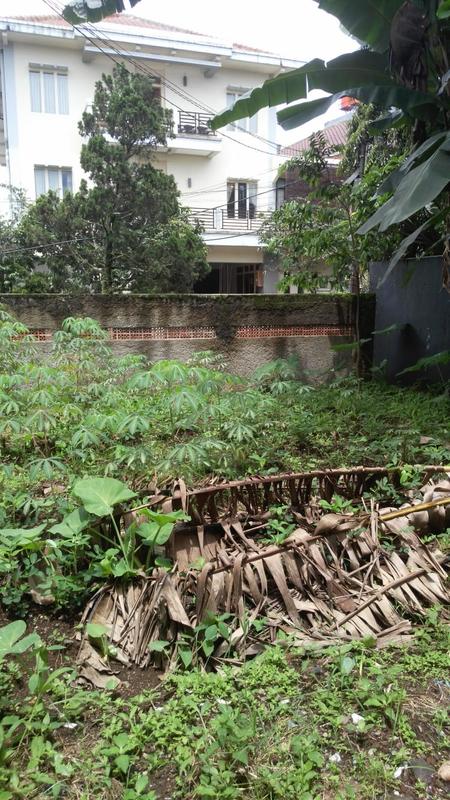 Dijual Tanah Padat Kawasan Hunian di Dago Asri Bandung - Luas 336 m2, SHM
