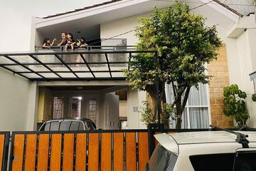 Jual Rumah 2 Lantai Fully Furnished Banyak Bonusnya di Pondok Gede Bekasi