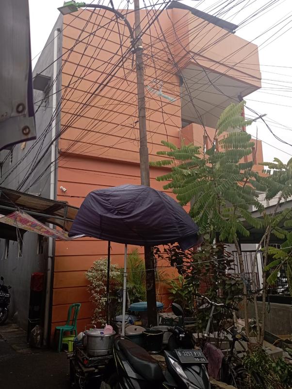 Tampak depan