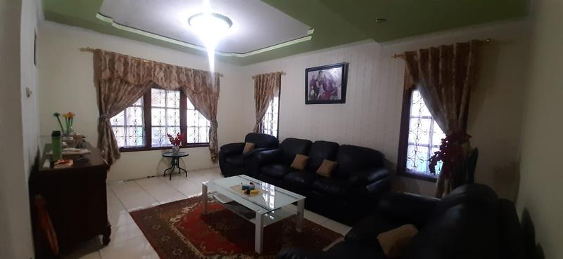 Dijual Rumah Full Funished di Pusat Kota Cirebon - Perumnas Burung