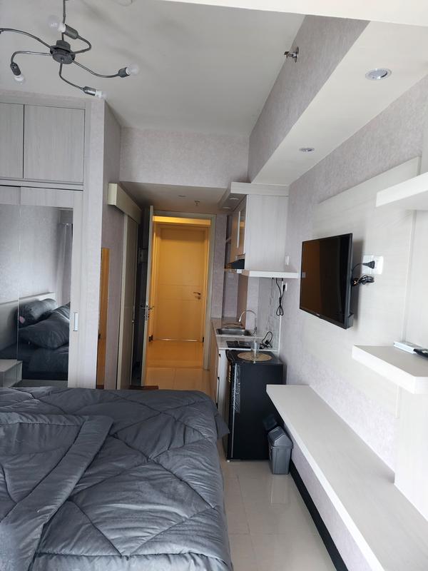 Sewa Apartemen Amor Tower Pakuwon City - Studio Full Furnished