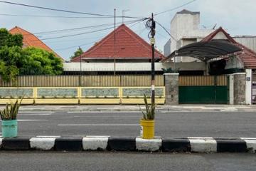Dijual Rumah di Surabaya Pusat Dekat Raya Darmo Siap Huni Cocok Untuk Perkantoran dan Segala Usaha
