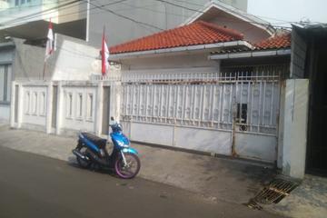 DIJUAL Rumah Lokasi Strategis dekat Kampus di Duri Kepa, Jakarta Barat (GA15732-DK)