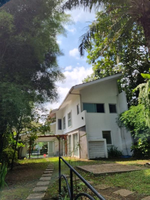 Jual Rumah Mewah Asri Nyaman dan Tenang di Utara Yogyakarta