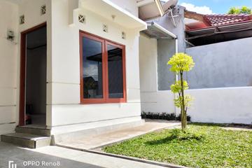 Jual Rumah Baru Cantik dan Apik di Jalan Kaliurang Km 12,5 Yogyakarta - 2 Kamar Tidur
