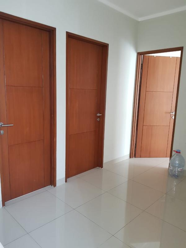 Dijual Rumah dalam Komplek Mewah Bebas Banjir di Cipondoh, Tangerang (GA15750-BR)