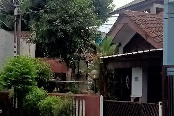 Dijual Rumah dalam Komplek Lokasi Sangat Strategis di Ciledug, Tangerang (GA15759-MD)