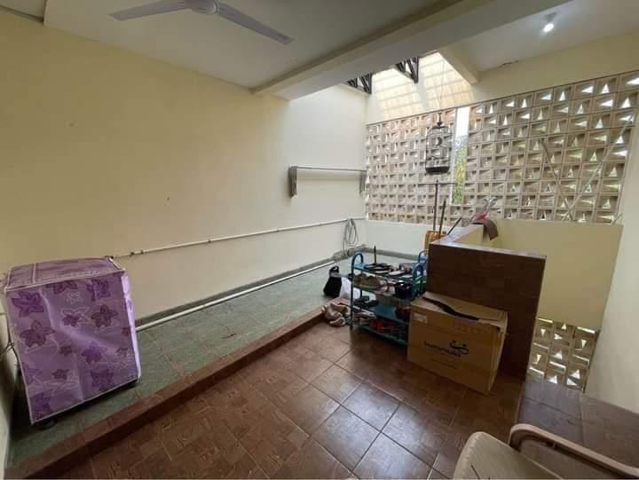 Dijual Rumah Asri Semi Furnished Dalam Komplek Jatiwaringin