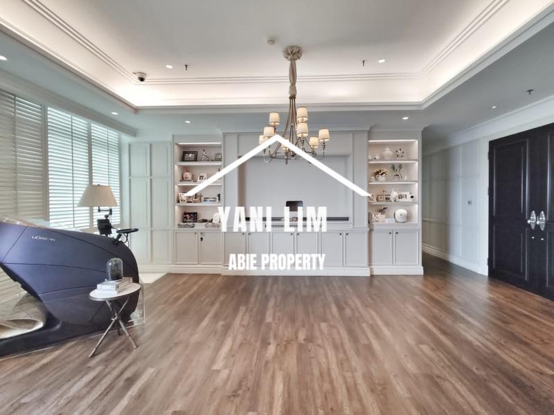 Botanica Apartment for Sale, 3 BR, 225 sqm, Renovated, Nice Interior Design, BY INHOUSE BOTANICA, Direct Owner- YANI LIM 08174969303