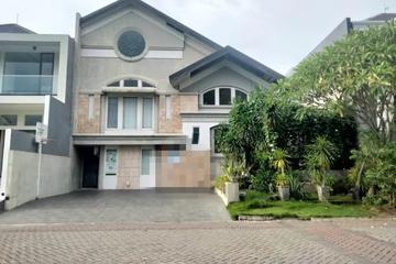 Jual Rumah Mewah di Newton Hill Citraland Surabaya Barat