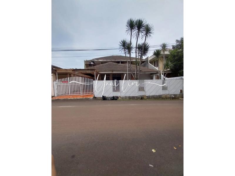 House of Cilandak- Jakarta Selatan, East, Tanah Ngantong,  Land 350 sqm, Building 190 sqm, 4 BR,  Direct owner - Yani Lim 08174969303