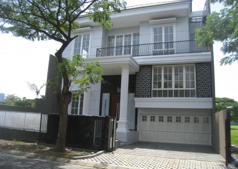 JUAL Rumah Baru Mewah Elegance di Graha Natura Surabaya Barat