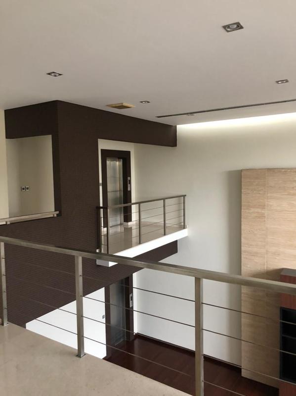 Disewakan Rumah Mewah Furnish di Kemang Selatan Jakarta Selatan - LT 500m2, LB 700m2