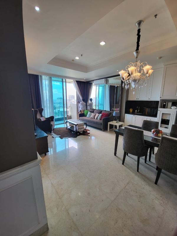 Disewakan Apartemen Residence 8 Senopati - 2+1 BR Full Furnished