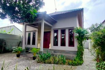 Jual Rumah Villa Baru Siap Huni di Daerah Lateng Banyuwangi - LT 433m2, LB 133m2