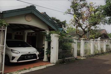 Dijual Rumah Hitung Tanah di Cimanggu - Tanah Sareal Bogor - LT 354m2, LB 164m2