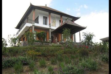 Dijual Cepat Villa di Wanagiri Buleleng Bali - LT 2800m2, LT 340m2