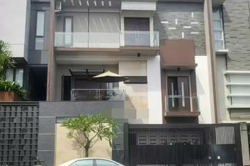 Jual Rumah Mewah 3 Lantai di Perumahan Taman Permata Buana Jakarta Barat - LT 180m2, LB 398m2