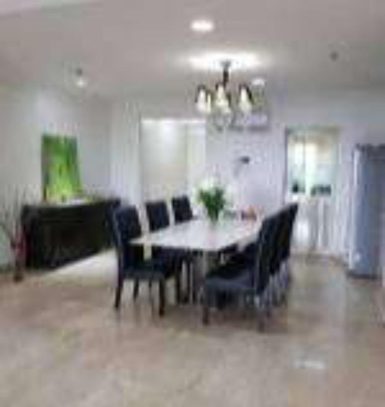 Dijual Murah Apartemen Green View Pondok Indah Jakarta Selatan - 3+1 BR Semi Furnished, 190 m2