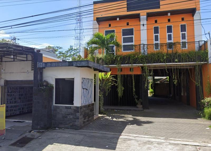Jual Rumah dan Kantor Strategis di Sumber Pancur Kediri - LT 3410 m2, LB 1566 m2