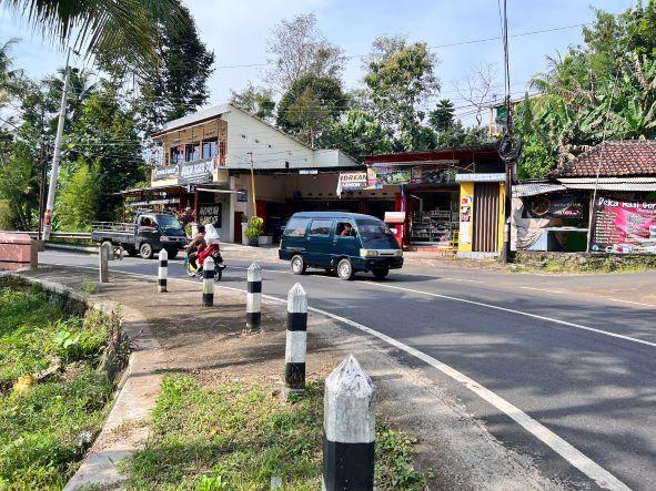 Dijual Tanah Strategis 166m2 Buka Usaha Jl Raya Kerjo Karanganyar