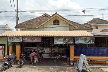Jual Ruko Murah di Raya Ahmad Yani Kabupaten Jember - LT 419 m2, LB 330 m2