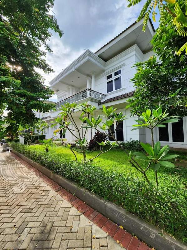 Jual Rumah Siap Huni di Pondok Labu Jakarta Selatan - LT 580 m2 / LB 400 m2