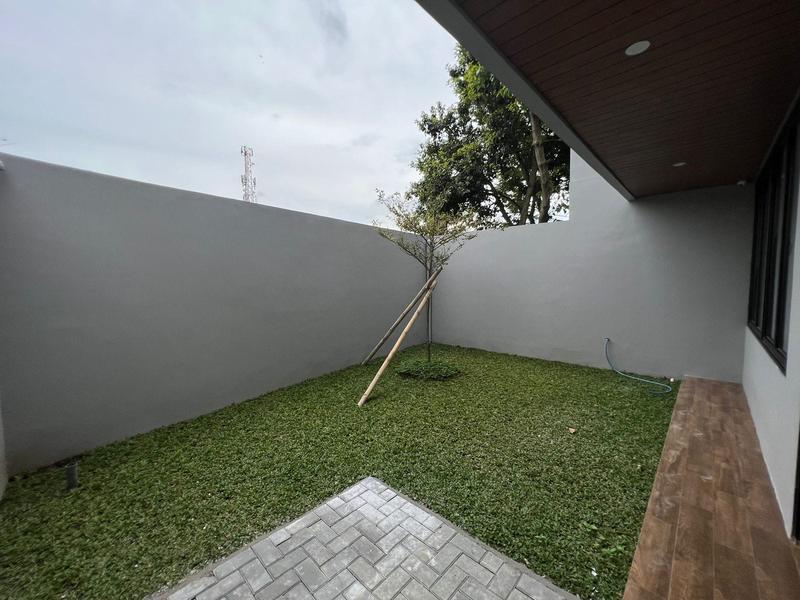 Dijual Rumah Baru Minimalis, Nego Keras, dekat Maranatha, Babakan Jeruk, Pasteur, Bandung - LT 157 m2 | LB 180 m2