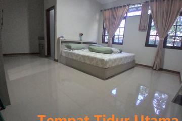 Dijual Rumah Siap Huni di Rempoa Tangerang Selatan - Baru Direnovasi | LT 190 m2 | LB 234 m2