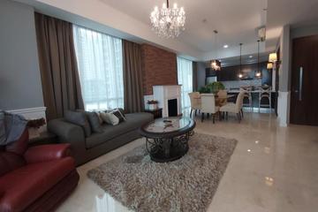 Dijual Unit Bagus 3+1 Bedroom 160 m2 di Kemang Village Residence