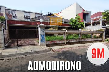 Dijual Rumah di Jalan Atmodirono Semarang - 4+1 Kamar Tidur, LT 450 m2, LB 300 m2