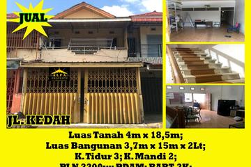 Alfa Property - Dijual Rumah di Jalan Kedah Pontianak - 2 Lantai, 3 Kamar Tidur, LT 74m2, LB 111m2