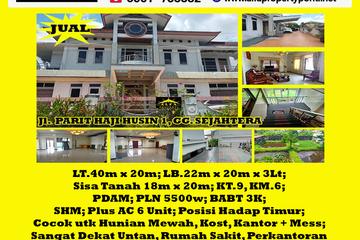 Alfa Property Dijual Rumah di Jl. Parit Haji Husin 1, Gg. Sejahtera, Pontianak -3 Lantai, 9 Kamar Tidur, Hadap Timur