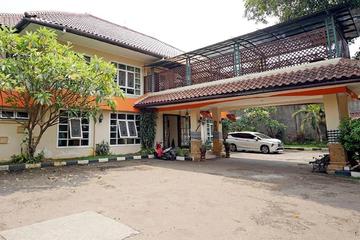 Jual Hotel Guest House di Jati Padang, Pasar Minggu, Jakarta Selatan - 2 Lantai, LT 1300m2, LB 900m2