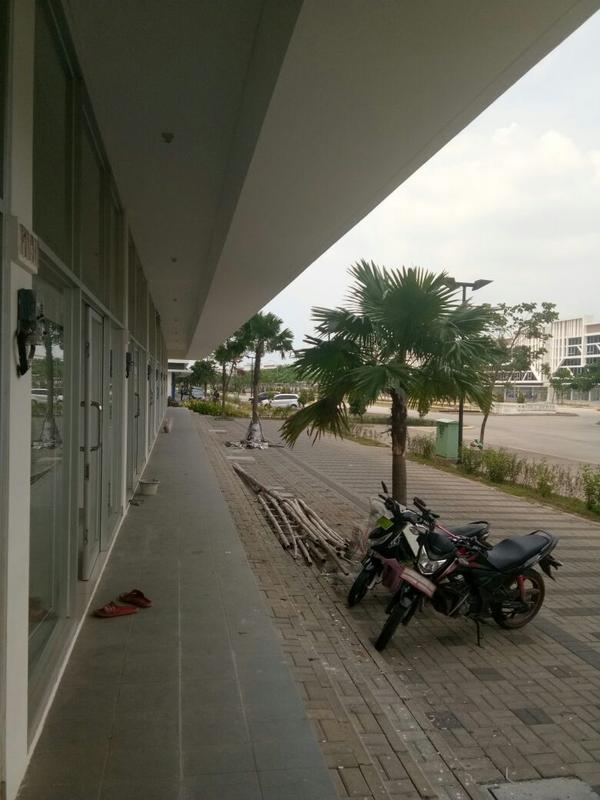 Dijual Cepat Ruko 3 Lantai di Grand Boulevard Citra Raya Cikupa Pasar Kemis  Tangerang