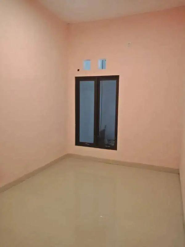 Jual Rumah Sangat Murah 1 Lantai di Jalan Tambak Medokan Ayu Surabaya - 2 Kamar Tidur, SHM, Hadap Timur
