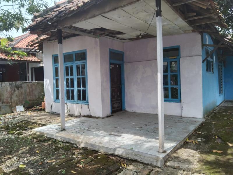 Jual Rumah untuk Ruang Usaha dan Kantor di Pinggir Jalan Raya Kroya Indramayu