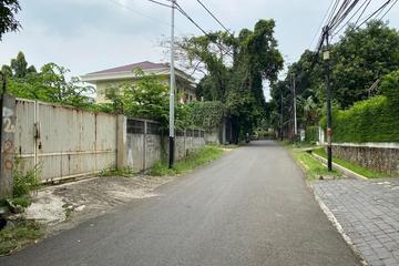 Dijual Tanah Lokasi Langka di Simprug Garden Jakarta Selatan - Luas 1163 m2 SHM