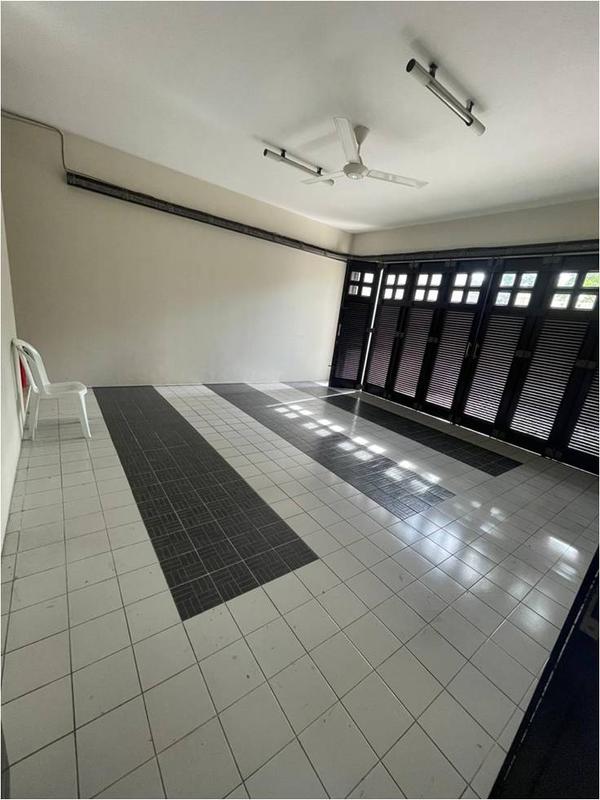 Rumah Mewah Dijual di Daerah Kebagusan Jaksel - Dekat Area Utama TB Simatupang - Ada Kolam Renang