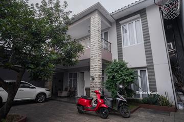 Jual Rumah Mewah Modern di Pejaten Barat Jakarta Selatan, dekat Pejaten Village