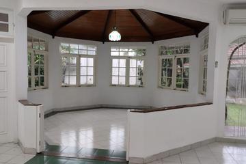 Sewa Rumah di Jaya Mandala Patra Kuningan Jakarta Selatan