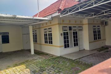 Sewa Rumah dan Tanah di Lamper Tengah Semarang Selatan - Ada di Jalan Utama, Luas Tanah 700m2