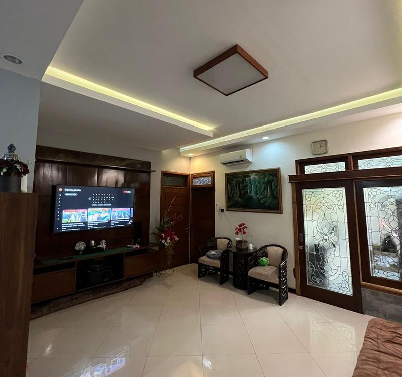 Dijual Rumah Mewah di Solo Kota Jawa Tengah - 4 Kamar Tidur